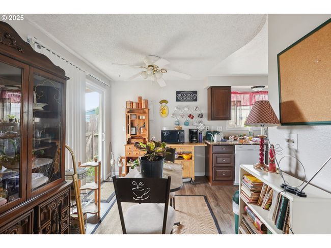 Dining Area | Image 34