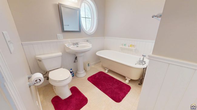 19620 S Jordon Ter, House other with 5 bedrooms, 3 bathrooms and null parking in Scranton KS | Image 33