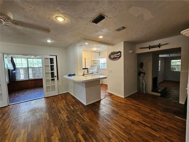 1822 6 Th Ave, House other with 4 bedrooms, 3 bathrooms and null parking in Gainesville FL | Image 5