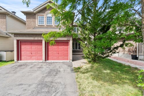 236 Colbert Cres, Ottawa, ON, K1V2C5 | Card Image