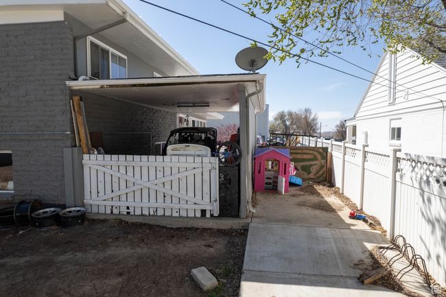 615 E 300 N, House other with 3 bedrooms, 2 bathrooms and 1 parking in Price UT | Image 41