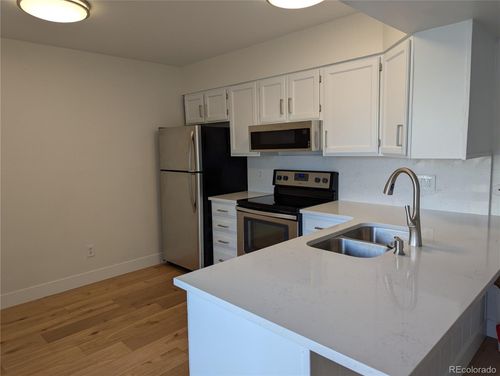 unit-b-2439 S Xanadu Way, Aurora, CO, 80014-2124 | Card Image