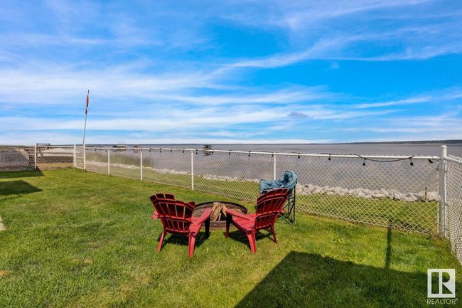 6510 50 Ave, House other with 4 bedrooms, 3 bathrooms and null parking in Alberta Beach AB | Image 47