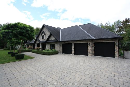 62 Rebecca Cres, Gloucester, ON, K1J6B9 | Card Image