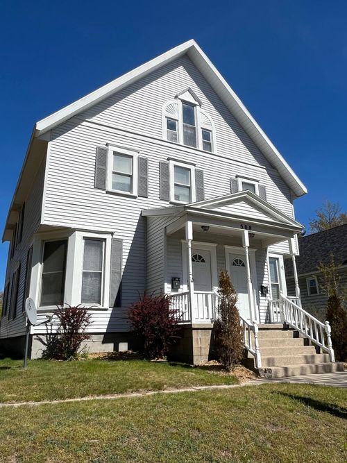 508 N James St, Ludington, MI, 49431-1728 | Card Image