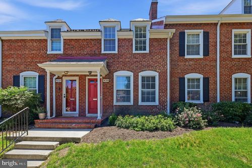 b-4638 36th St S, ARLINGTON, VA, 22206-1721 | Card Image