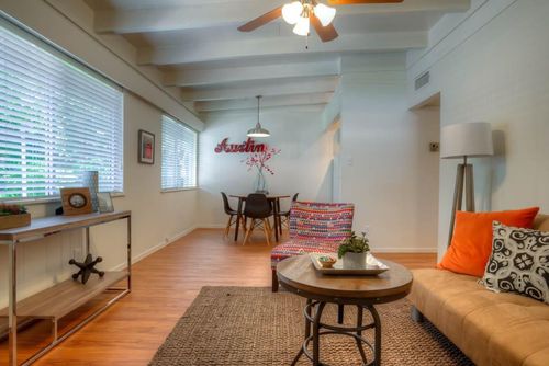 206-3011 Whitis Ave, Austin, TX, 78705-2902 | Card Image