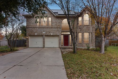 106 Reinhardt Ct, Georgetown, TX, 78626-6318 | Card Image