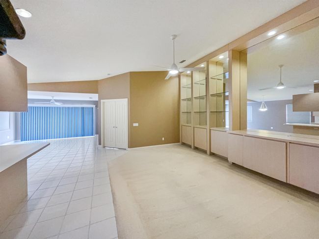 7789 Se Spicewood Cir, Condo with 2 bedrooms, 2 bathrooms and null parking in Hobe Sound FL | Image 23