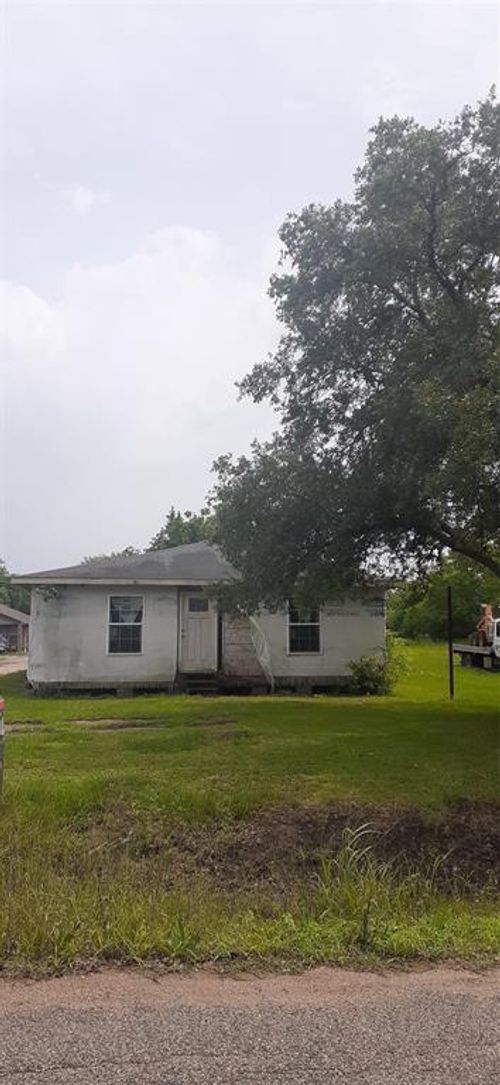 921 Davis, Arcola, TX, 77583-2007 | Card Image