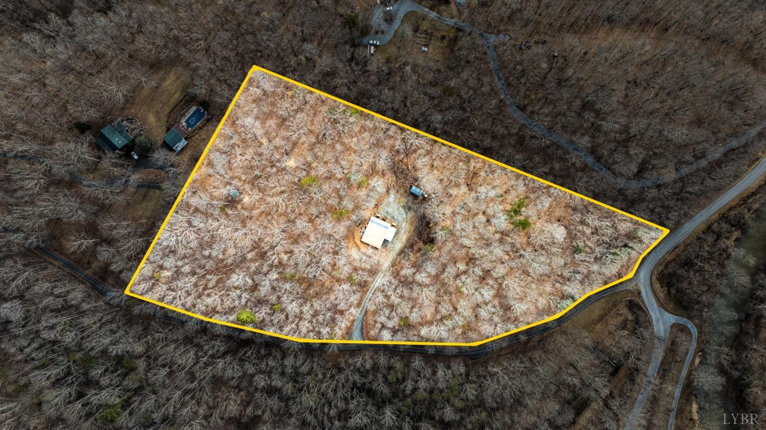 Land in Goode