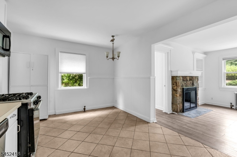 Residential Lease in Berkeley Heights Twp. 5