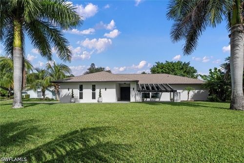 125 Westwood Dr, NAPLES, FL, 34110-1139 | Card Image