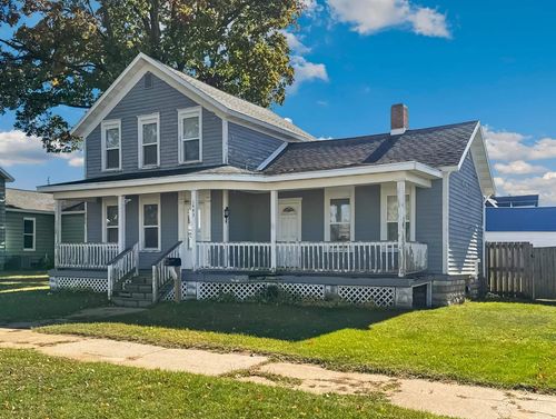1443 Sherman St, Marinette, WI, 54143-2420 | Card Image