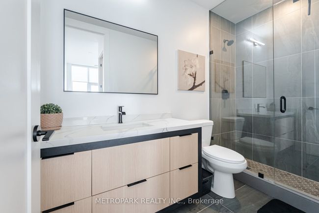 PH215 - 9000 Jane St, Condo with 2 bedrooms, 3 bathrooms and null parking in Concord ON | Image 22