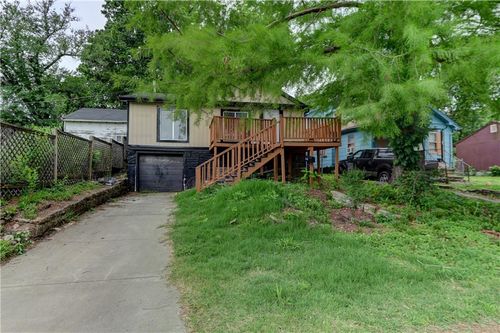6120 Elmwood Ave, Kansas City, MO, 64130-4641 | Card Image