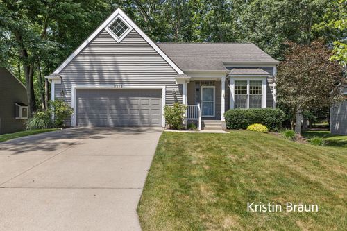 3515 Seminole Woods Dr, Norton Shores, MI, 49441-6726 | Card Image