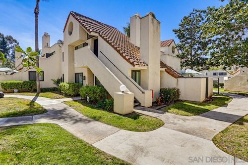 d-333 N Melrose Dr, Vista, CA, 92083-4844 | Card Image