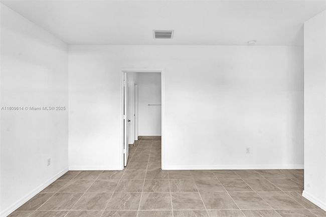 2033 Sw Castinet Ln, House other with 4 bedrooms, 3 bathrooms and null parking in Port St. Lucie FL | Image 36