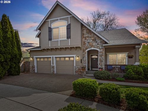 2009 Ne 157th St, Vancouver, WA, 98686-6438 | Card Image