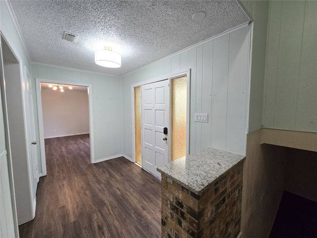 1301 Cliff Ct, House other with 3 bedrooms, 3 bathrooms and null parking in Edgecliff Village TX | Image 7
