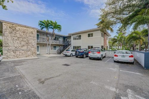 104-81 Edgewater Dr, Coral Gables, FL, 33133 | Card Image