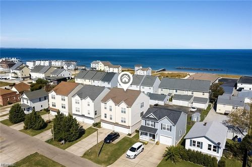 a-1020 Hillside Ave, Norfolk, VA, 23503-2008 | Card Image