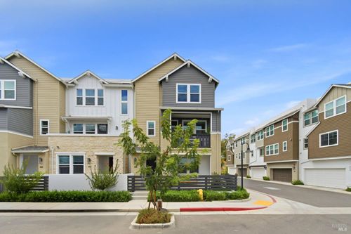 659 Semillon Ln, Santa Rosa, CA, 95403-2897 | Card Image