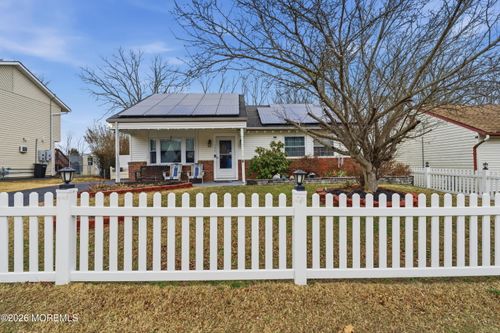 132 Schooner Ave, Barnegat, NJ, 08005-1621 | Card Image