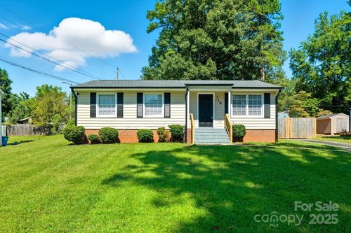 719 Lightspun Ln, Charlotte, NC, 28216-3041 | Card Image