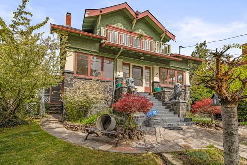 419 High St, Klamath Falls, OR, 97601-3041 | Card Image