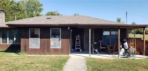 16204 W 162nd St, Lawson, MO, 64062-8106 | Card Image