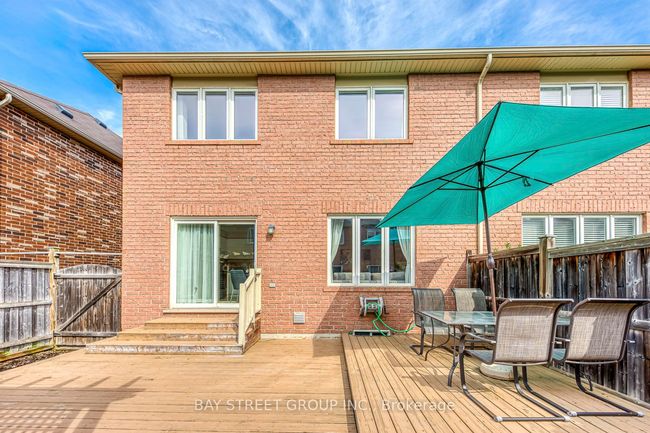 75 Finney Terr, House attached with 3 bedrooms, 3 bathrooms and 1 parking in Milton ON | Image 47