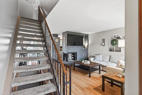 2116 Coon Rapids Blvd Nw, Coon Rapids, MN, 55433-4123 | Card Image