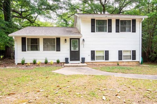 121 Sweetgum Rd, Peachtree City, GA, 30269-2039 | Card Image