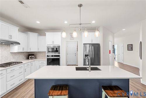 10541 Villa Green Ter, Providence Forge, VA, 23140-4500 | Card Image