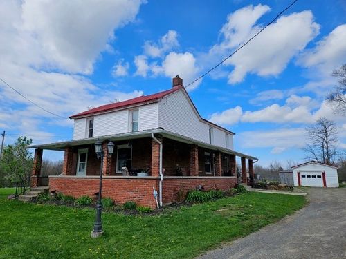 8125 Lake Pleasant Rd, Erie, PA, 16509-6325 | Card Image