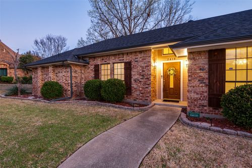 2418 Vista Glen Ln, Carrollton, TX, 75007-2014 | Card Image