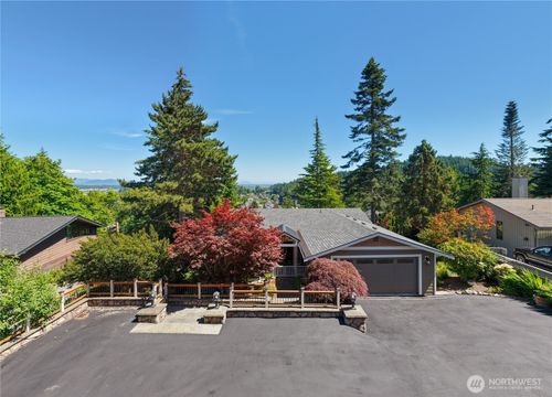 421 Umatilla Dr, La Conner, WA, 98257-9542 | Card Image