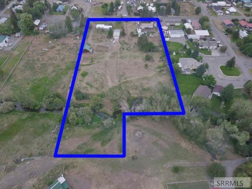 803/805 W College Avenue, Mackay, ID, 83251 | Card Image