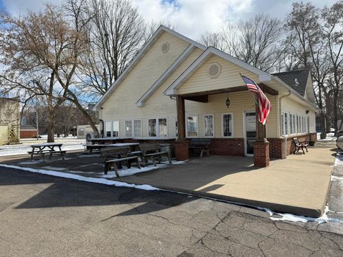 111 W Michigan Ave, Augusta, MI, 49012-8607 | Card Image