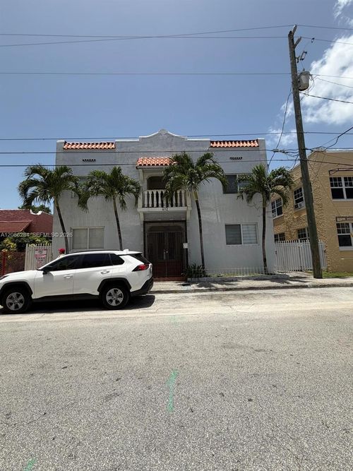 4-412 Sw 10th Ave, Miami, FL, 33130-2186 | Card Image