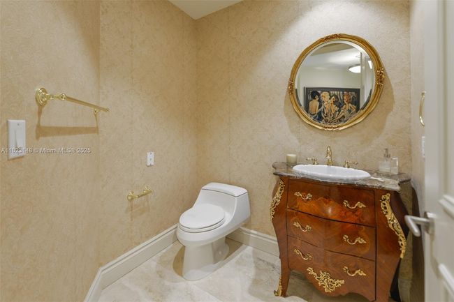 APT-1104 - 16051 Collins Ave, Condo with 4 bedrooms, 7 bathrooms and null parking in Sunny Isles Beach FL | Image 25