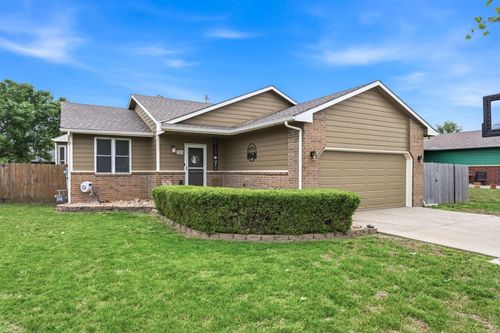 1765 N Myers Cir, Mulvane, KS, 67110-9201 | Card Image