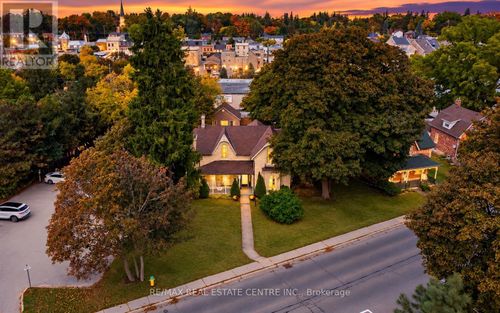 245 Bridge St, Fergus, ON, N1M1T7 | Card Image