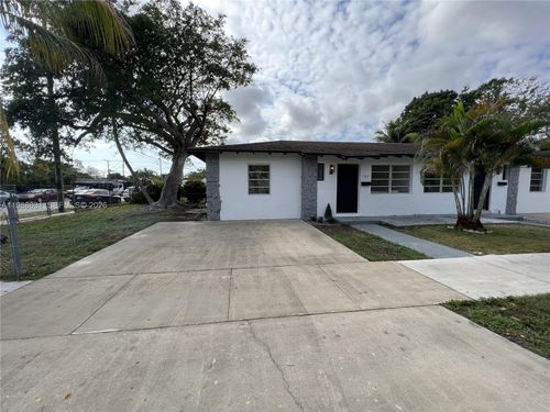 3102-3102 Sw 10th St, Miami, FL, 33135-4515 | Card Image