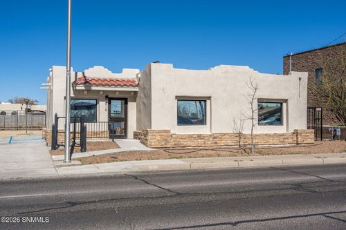 519 E Lohman Ave, Las Cruces, NM, 88001-3376 | Card Image