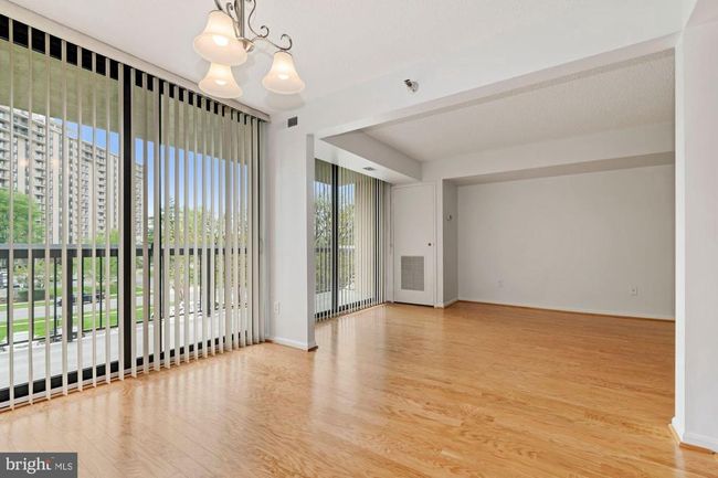 APT-303 - 7401 Westlake Ter, Condo with 1 bedrooms, 1 bathrooms and null parking in BETHESDA MD | Image 10