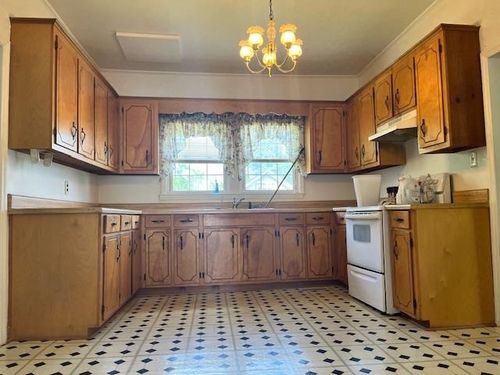 112 S 2nd St, Lockhart, SC, 29364 | Card Image