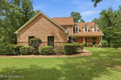361 Springhill Dr, Terry, MS, 39170-7100 | Card Image